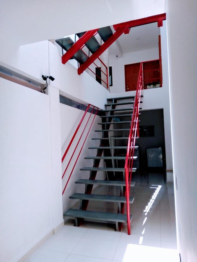 Casa Republik Hotel Leon Bagian luar foto